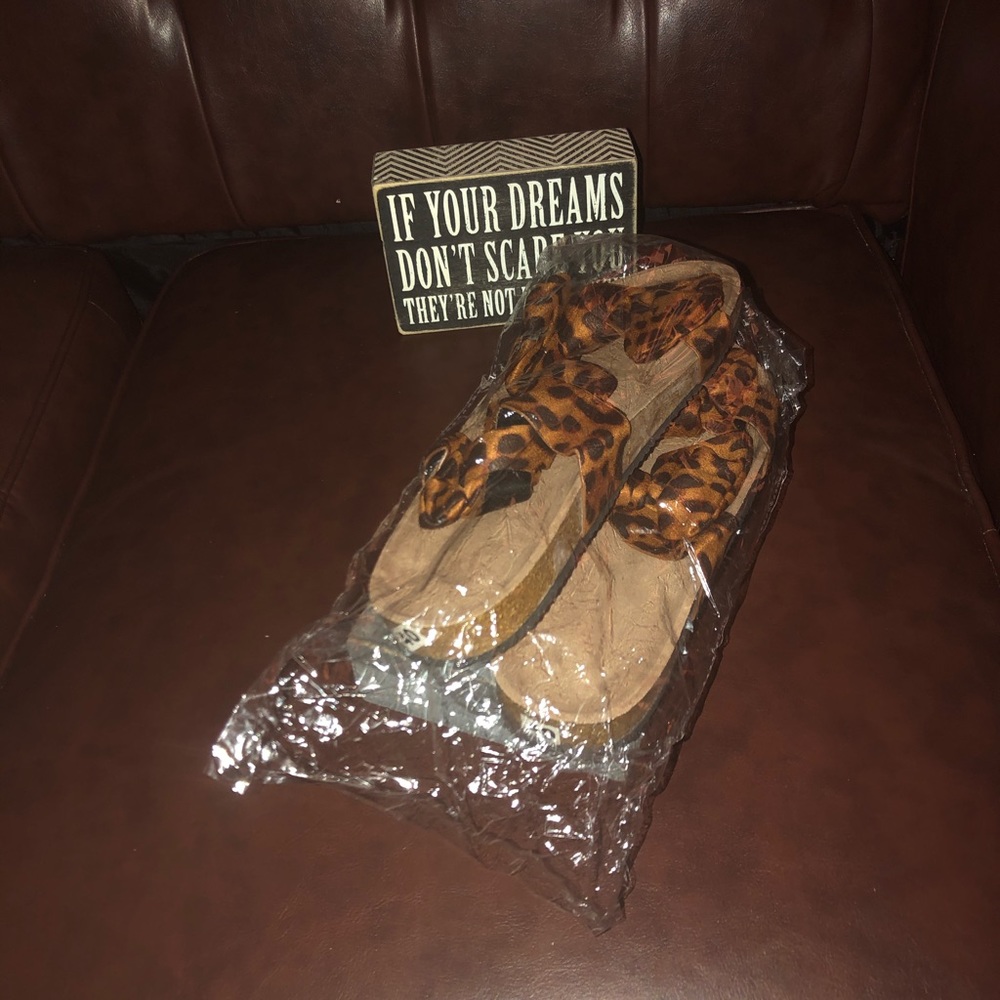 Cheetah print summer sandals very nice